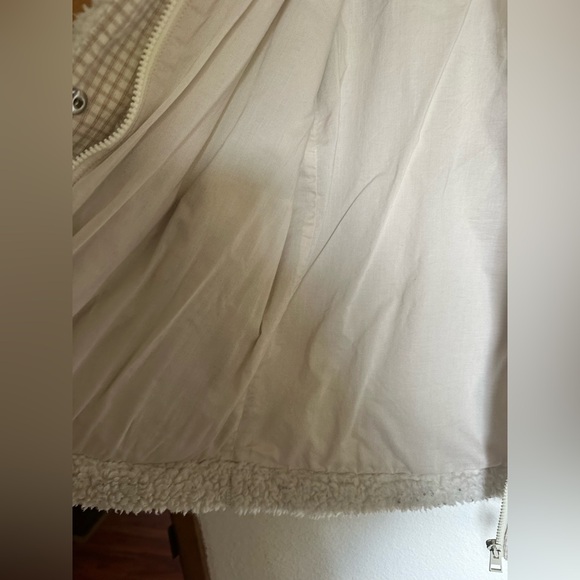 Madewell resourced Sherpa zip jacket. Small - Picture 3 of 10